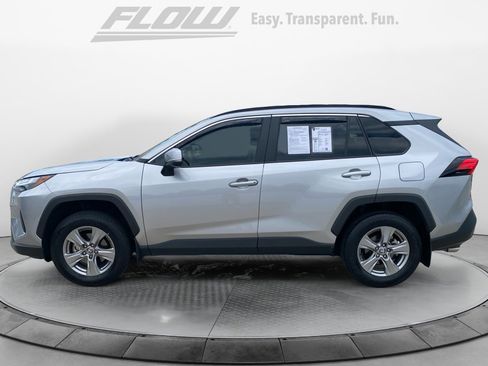 Used 2023 Toyota RAV4 XLE w/ Convenience Package FWD image 5
