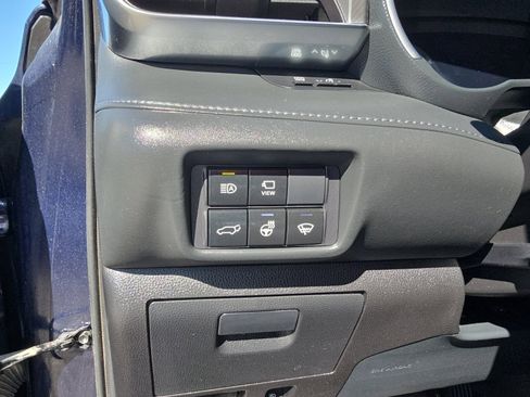 Used 2020 Toyota Highlander Platinum image 24