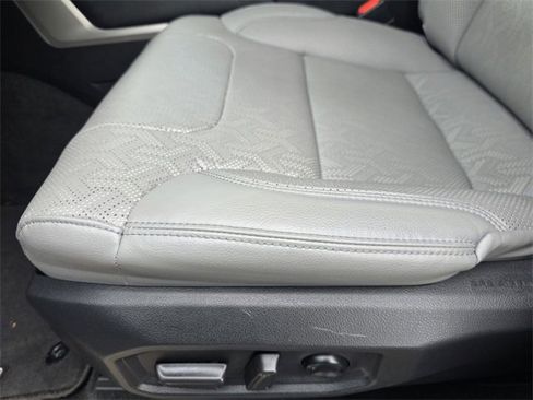 Used 2024 Toyota Tundra Limited image 18