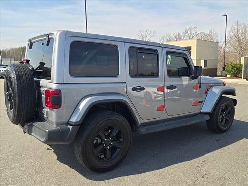 Used 2018 Jeep Wrangler Unlimited Sport image 3