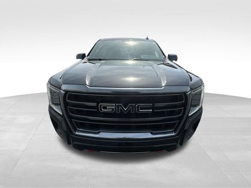 Used 2024 GMC Yukon AT4 w/ Technology Package AWD/4WD image 27