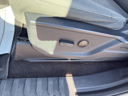 Used 2022 Ford F150 XLT w/ Equipment Group 301A Mid image 17