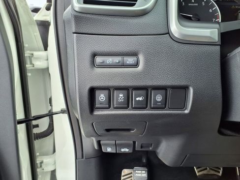 Used 2024 Nissan Murano SL image 54