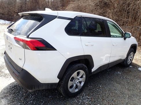 Used 2023 Toyota RAV4 LE image 3