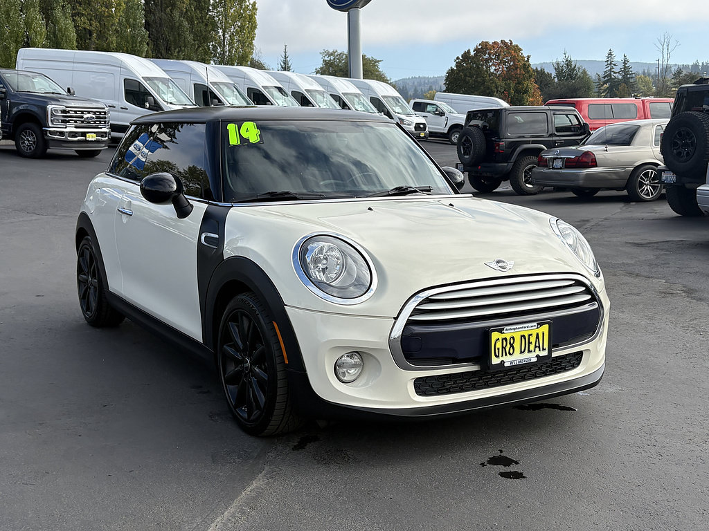 Used 2014 MINI Cooper 2-Door Hardtop FWD image 3