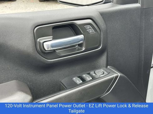 Certified 2023 Chevrolet Silverado 1500 Custom AWD/4WD image 17