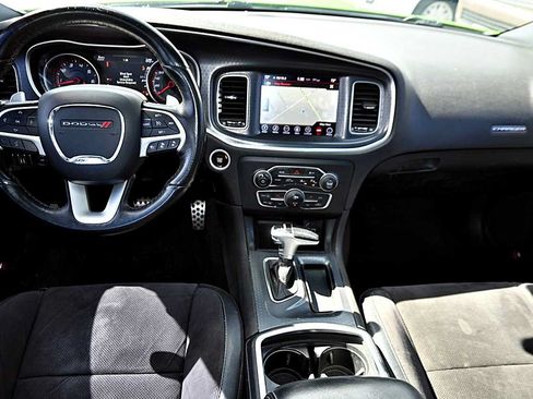 Used 2017 Dodge Charger R/T Scat Pack w/ Technology Group RWD image 14