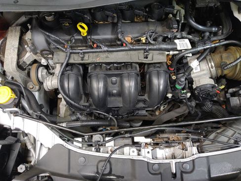 Used 2017 Ford Escape S FWD image 30
