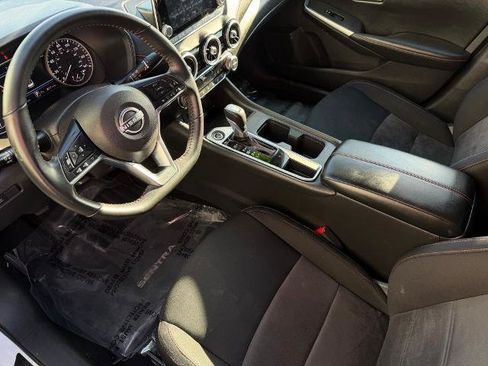 Certified 2024 Nissan Sentra SR FWD image 17