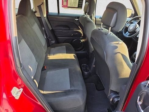 Used 2015 Jeep Patriot Sport AWD/4WD image 12