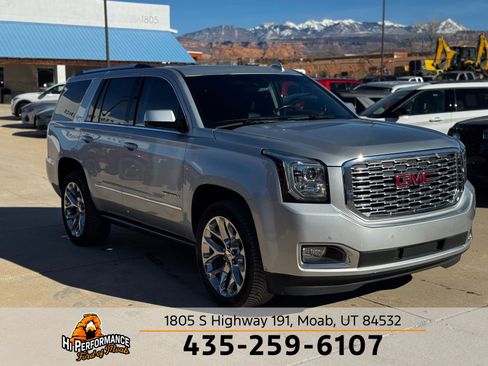 Used 2020 GMC Yukon Denali w/ Denali Ultimate Package image 3