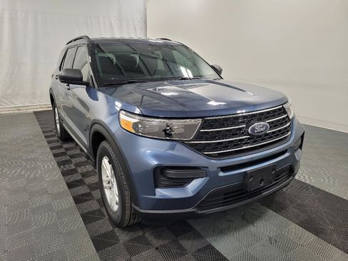 Used 2020 Ford Explorer XLT w/ Comfort Package image 13