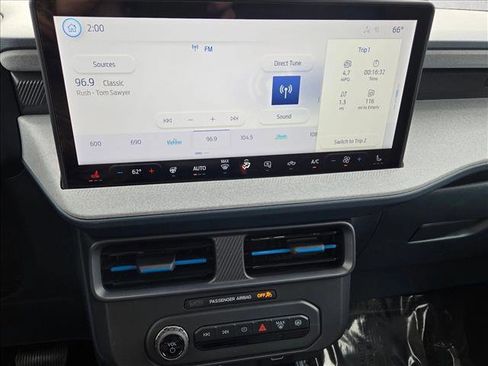 New 2025 Ford Maverick XLT w/ XLT Luxury Package image 12