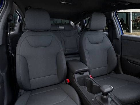 New 2026 Kia K4 LXS image 15
