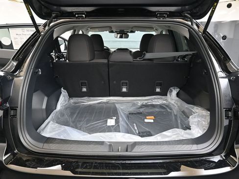 New 2026 Subaru Crosstrek 2.5i AWD/4WD image 17