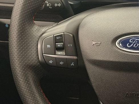 Used 2025 Ford Escape ST-Line FWD image 32