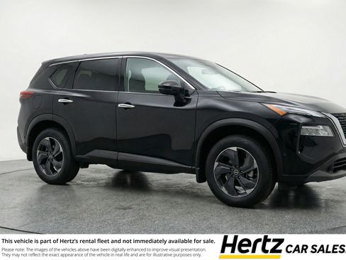 Used 2025 Nissan Rogue SV image 1