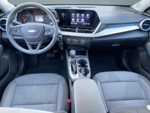 Certified 2024 Chevrolet Trax LS w/ LS Convenience Package image 15