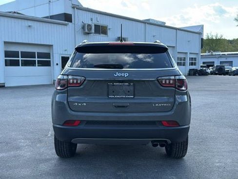 Used 2022 Jeep Compass Limited w/ Sun and Sound Group AWD/4WD image 7