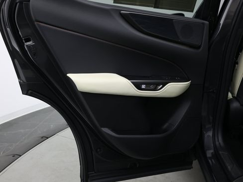 Used 2022 Lexus NX 250 FWD image 38