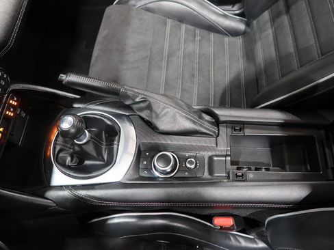 Used 2025 MAZDA MX-5 Miata RF Club RWD image 25