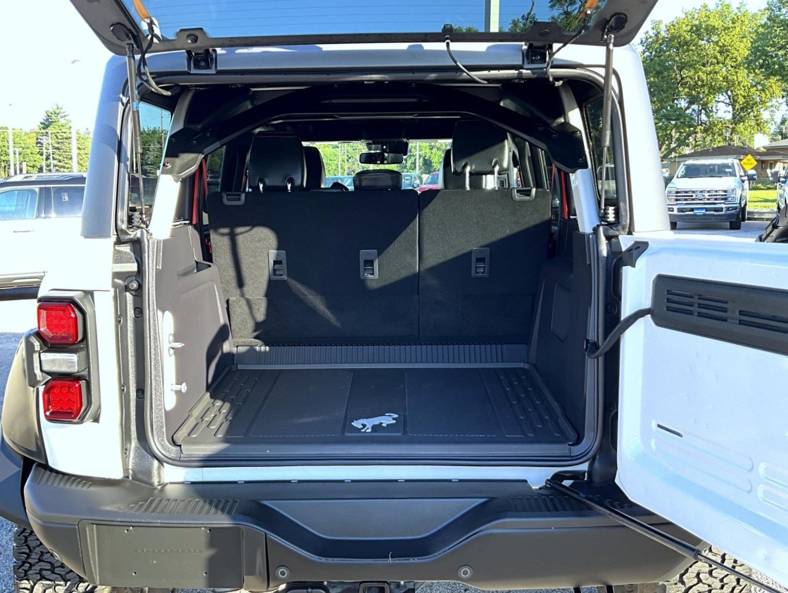 Used 2024 Ford Bronco Raptor AWD/4WD image 11