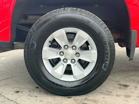 Used 2019 Chevrolet Silverado 1500 LT w/ All-Star Edition image 27