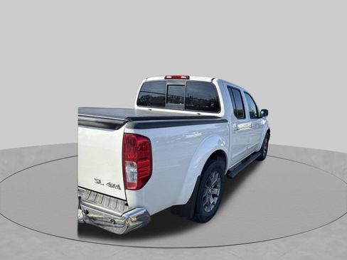 Used 2019 Nissan Frontier SL AWD/4WD image 5