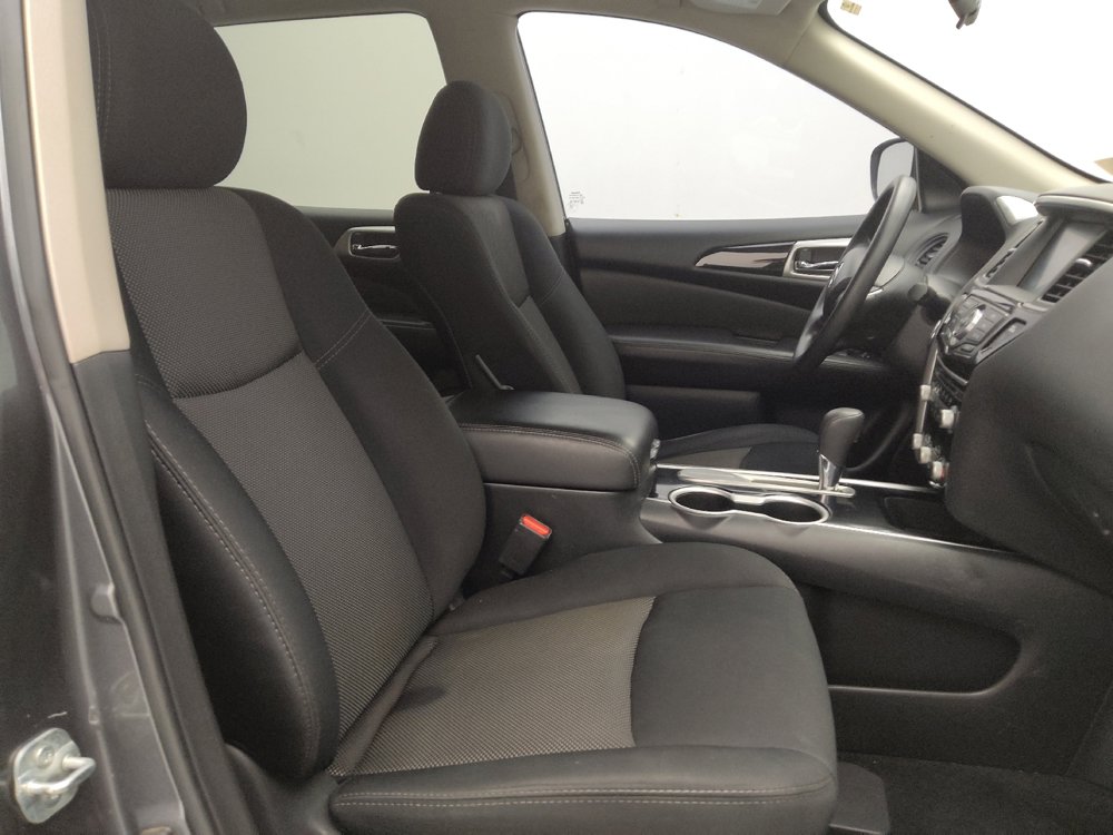 Used 2019 Nissan Pathfinder S FWD image 21