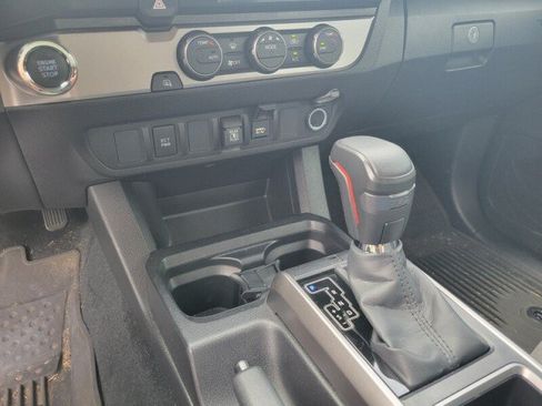Used 2023 Toyota Tacoma SR5 RWD image 22