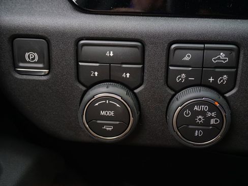 New 2026 Chevrolet Silverado 2500 LT w/ Trail Boss Package image 22