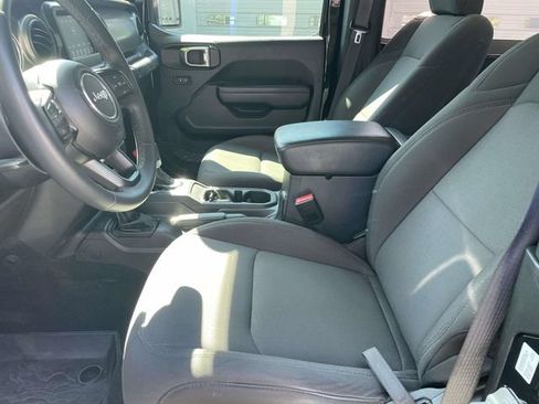 Used 2023 Jeep Wrangler Sport AWD/4WD image 13