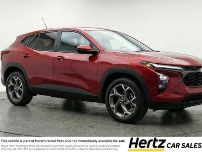 Used 2025 Chevrolet Trax LT w/ LT Convenience Package