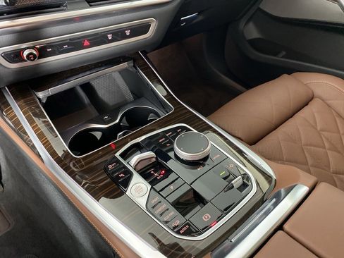 New 2026 BMW X7 xDrive40i image 17