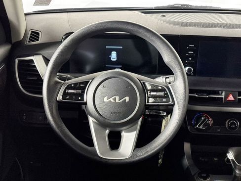 Certified 2026 Kia Seltos LX AWD/4WD image 14