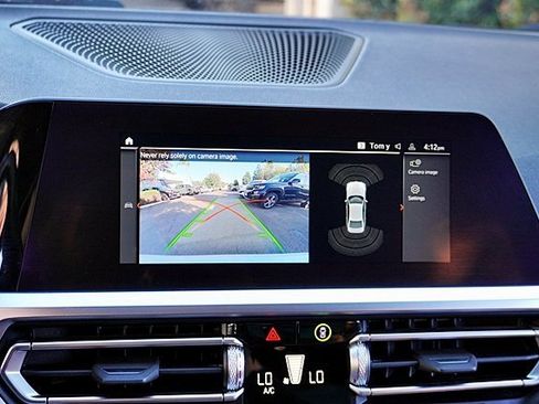 Used 2022 BMW 330i Sedan w/ Driving Assistance Package image 28