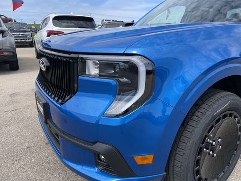 New 2025 Ford Maverick Lobo image 35