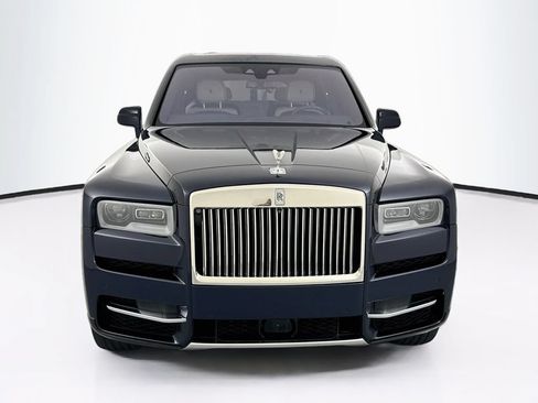 Used 2019 Rolls-Royce Cullinan AWD/4WD image 2