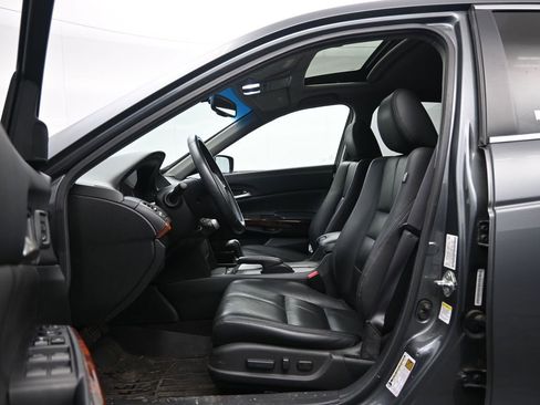 Used 2011 Honda Crosstour EX-L image 22