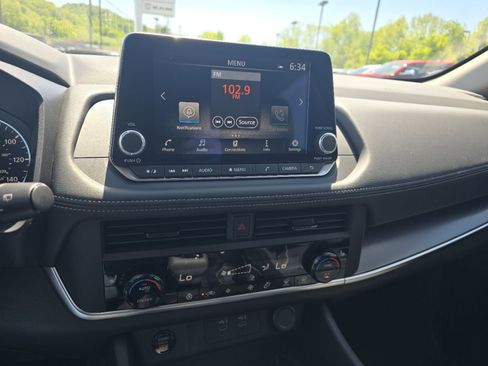 New 2026 Nissan Rogue SV w/ Cold Weather Package AWD/4WD image 18