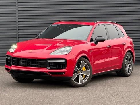 Used 2023 Porsche Cayenne Turbo S AWD/4WD image 1