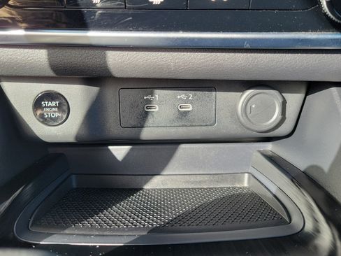 Certified 2025 Nissan Rogue S FWD image 27