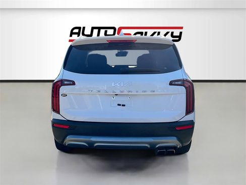 Used 2022 Kia Telluride SX image 6