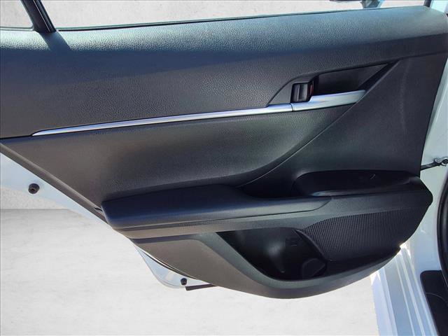 Used 2024 Toyota Camry SE FWD image 25