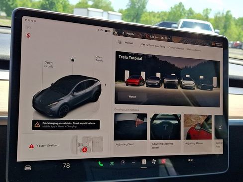 Used 2022 Tesla Model Y Performance AWD/4WD image 25