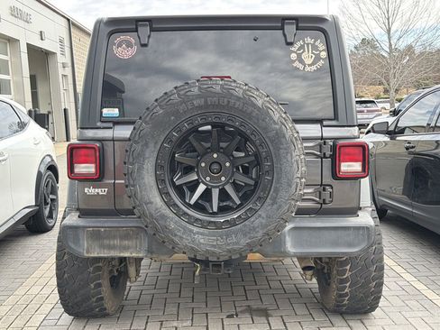 Used 2019 Jeep Wrangler Unlimited Sport S image 5