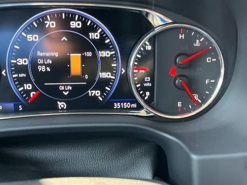 Used 2022 GMC Acadia Denali w/ Denali Ultimate Package AWD/4WD image 32