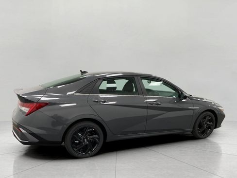 New 2026 Hyundai Elantra SEL Sport Premium FWD image 2