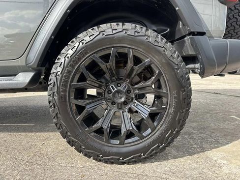 Used 2020 Jeep Wrangler Unlimited Sport image 16