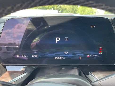 Used 2025 Chevrolet Tahoe LT AWD/4WD image 25